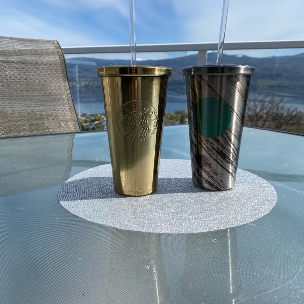 Starbucks 2014 16 oz stainless steel travel tumblers set. Lids screw closed.